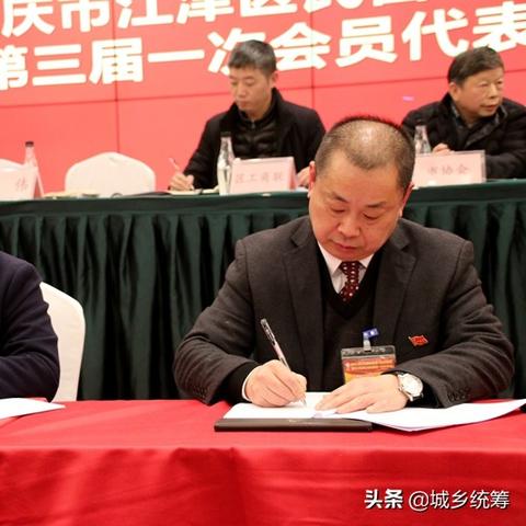 (探寻永恒之战场,征战手游世界的无尽征程在哪)探寻永恒之战场，征战手游世界的无尽征程